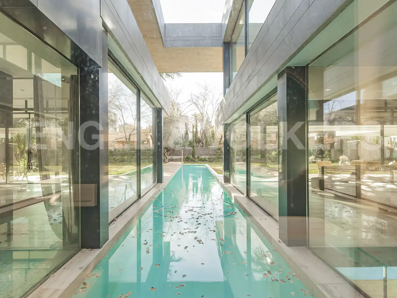 Piscina de Casa o xalet de lloguer en Sant Cugat del Vallès amb Aire condicionat, Calefacció i Jardí privat