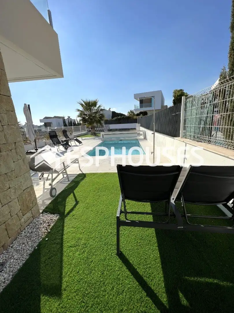Casa a schiera con terrazza in vendita a Golf Bahía, imagen 10