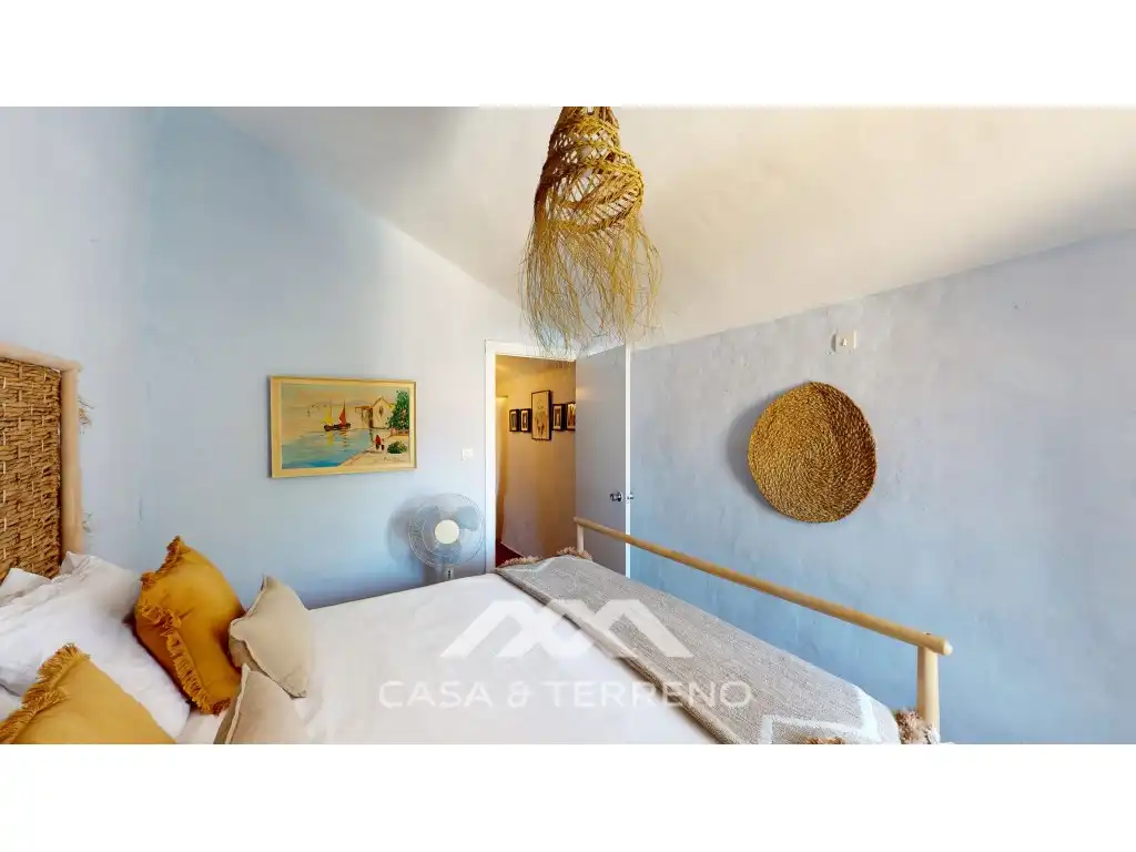Bedroom of Commercial properties for sale in Arenas  with Air Conditioner