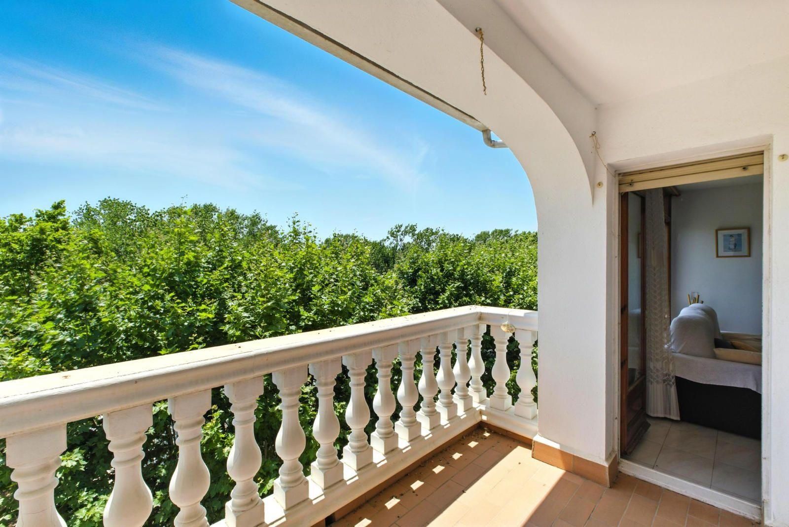 Terrassa de Apartament en venda en Empuriabrava amb Terrassa, Piscina i Moblat