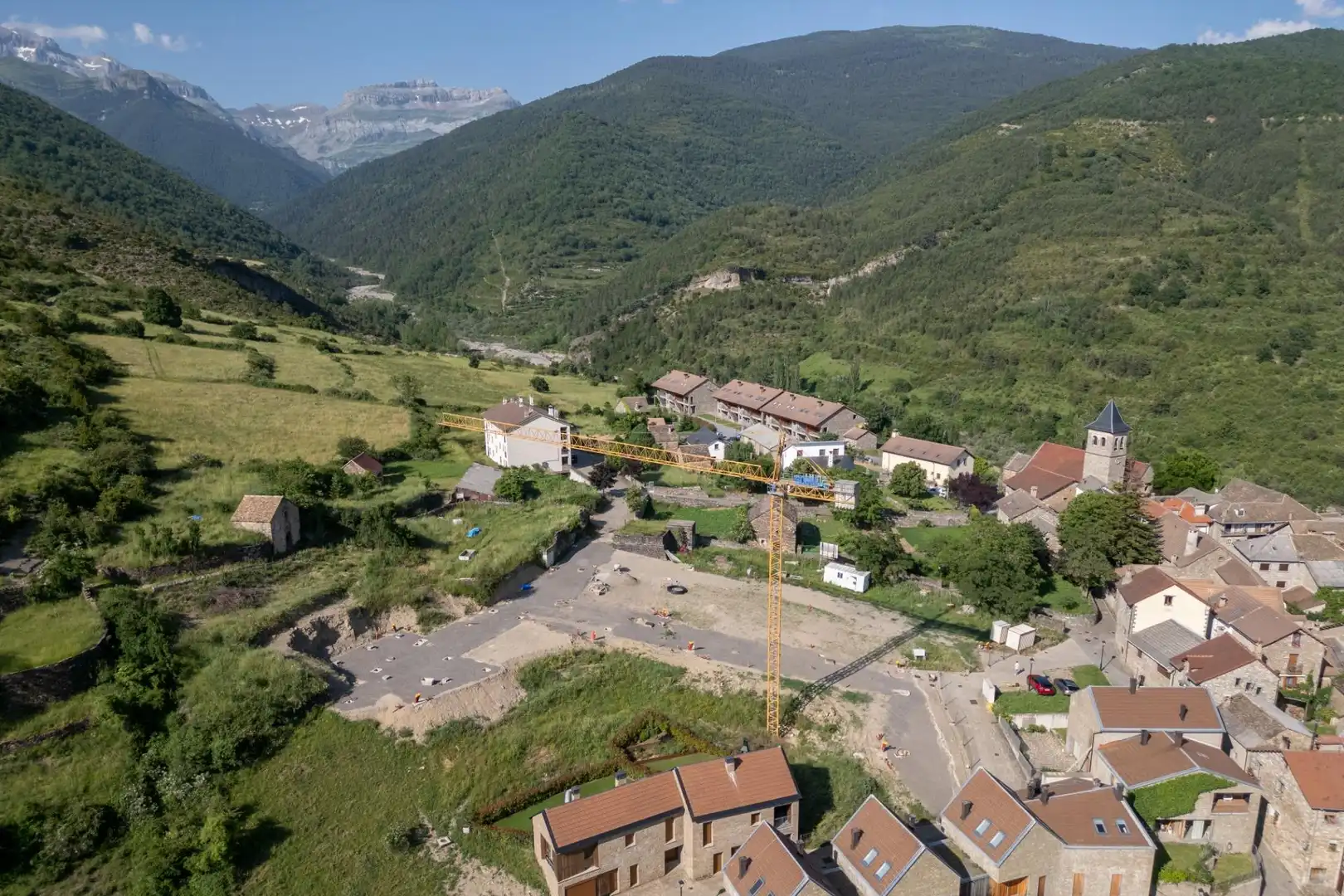 Exterior view of Residential for sale in Aragüés del Puerto