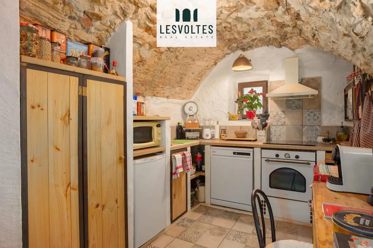 Cocina de Casa o chalet en venta en Bellcaire d'Empordà con Calefacción, Jardín privado y Parquet