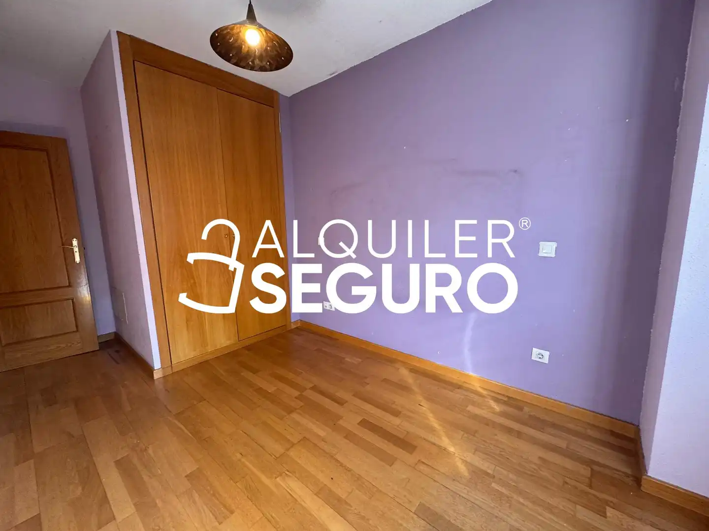 Dormitori de Pis de lloguer en Carabanchel