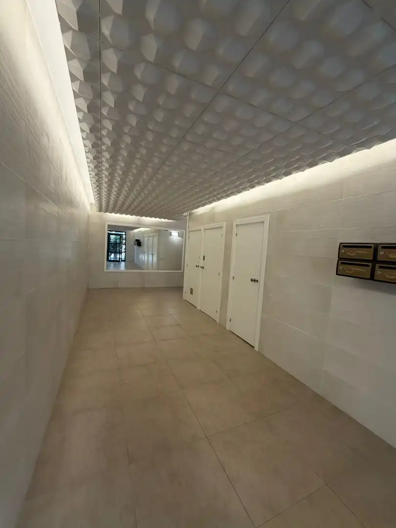 Piso en venta en Barcelona con Balcón