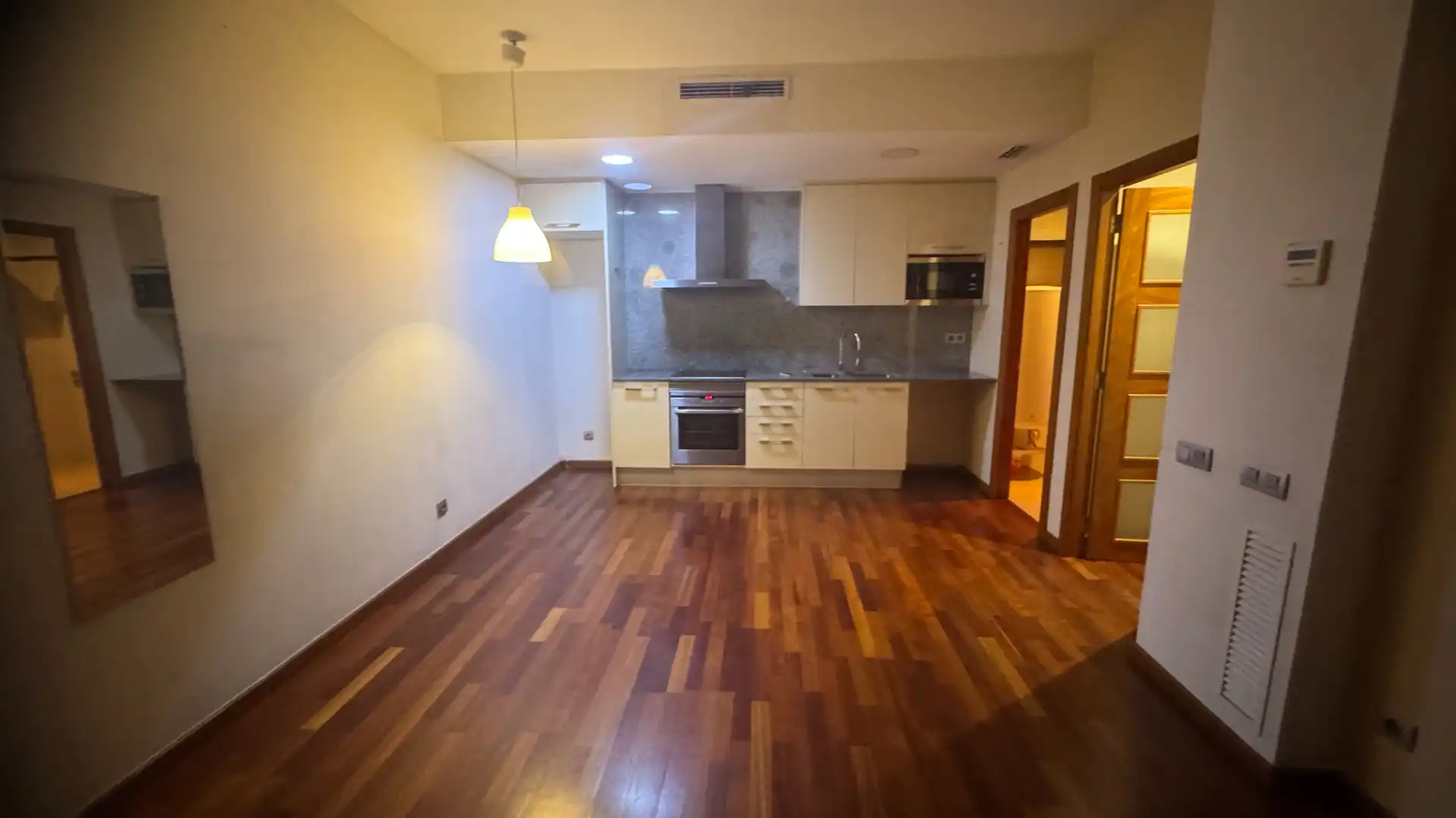 Küche von Wohnung zum Verkauf in Montcada i Reixac mit Klimaanlage, Heizung und Parkett