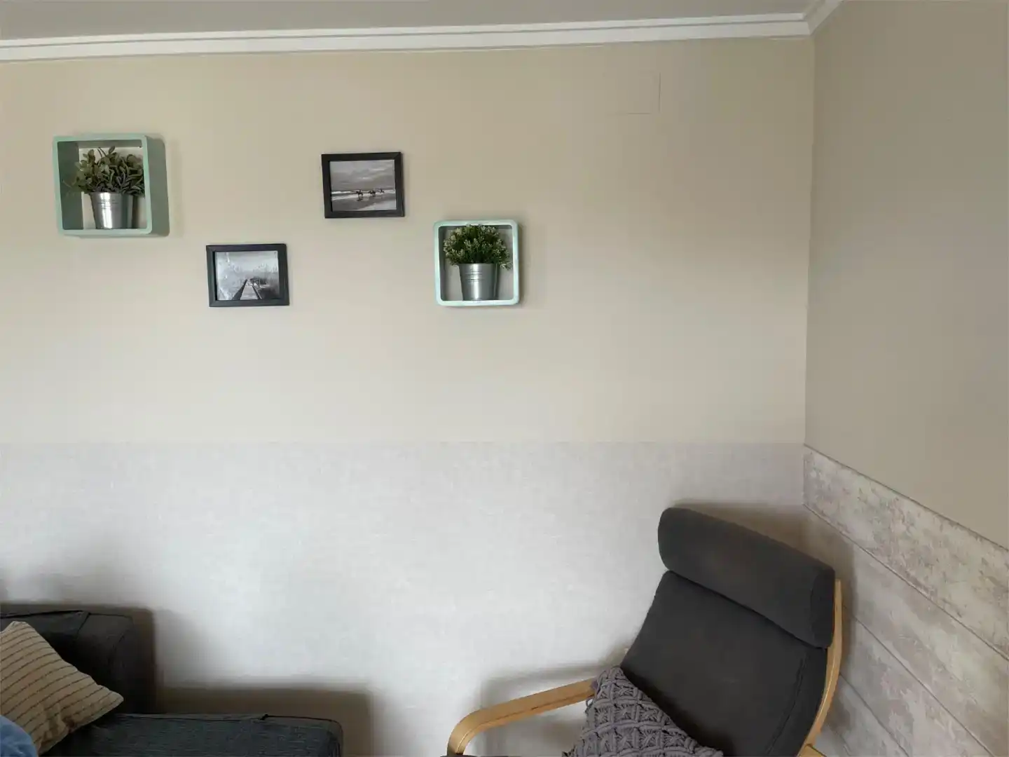 Living room of Flat for rent in Oliva  with Air Conditioner, Swimming Pool and Furnished