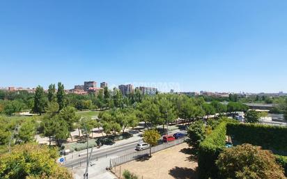 Exterior view of Flat for sale in  Madrid Capital  with Air Conditioner