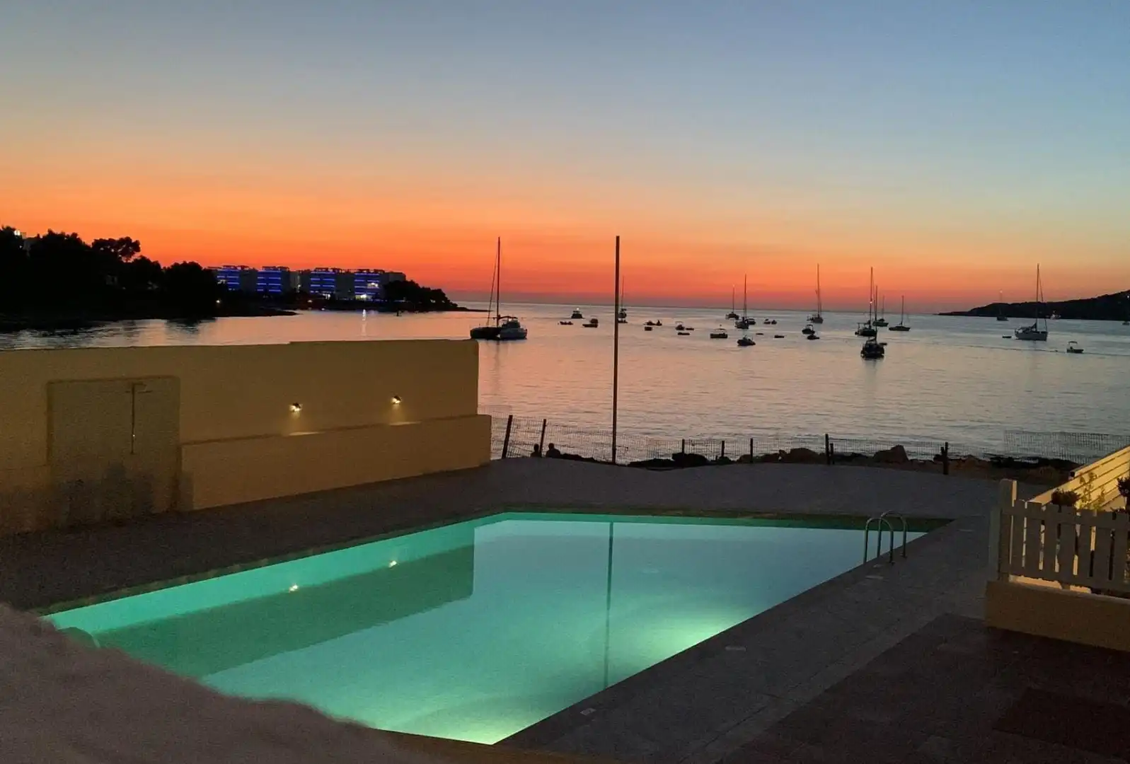 Piso con piscina en alquiler en Sant Agustí-Cala de Bou, imagen 3