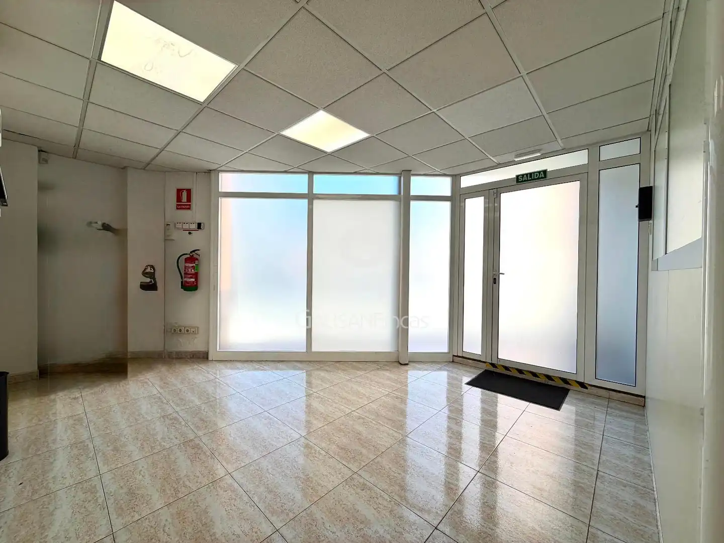 Oficina en venda en Cornellà de Llobregat amb Aire condicionat i Calefacció