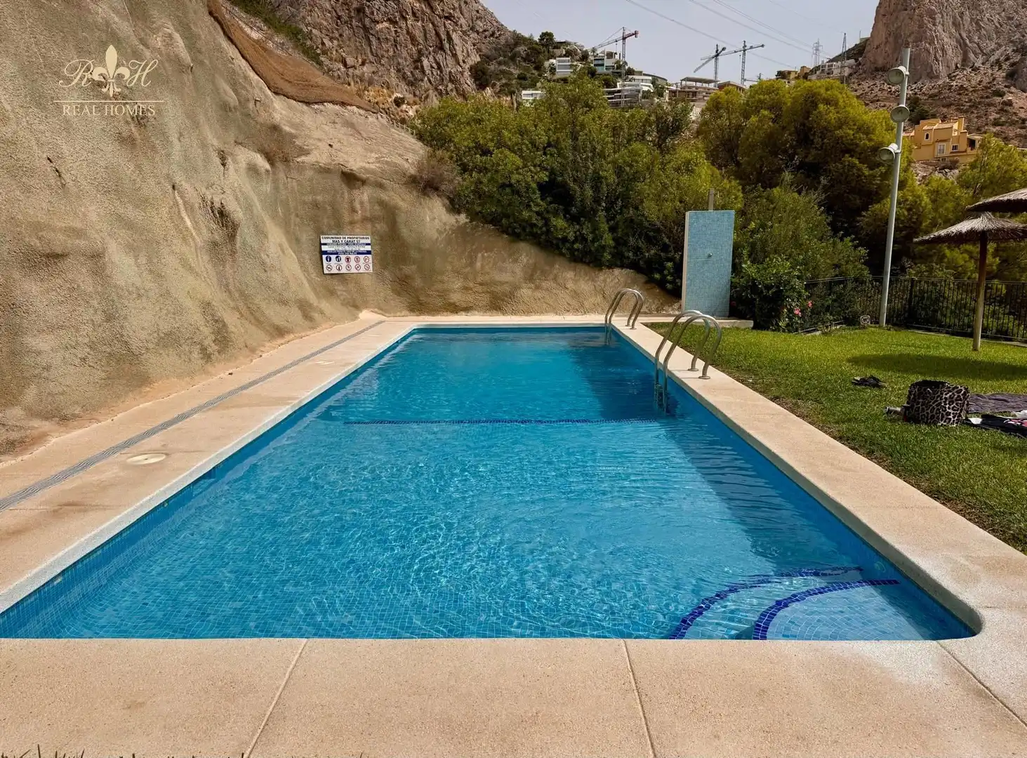 Swimming pool of Flat for rent in Altea  with Air Conditioner, Swimming Pool and Community pool