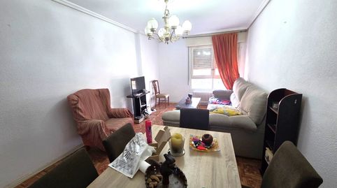 Foto 3 de Piso en venta en Calle Barcelona, Gamonal - San Bruno - G9, Burgos Capital