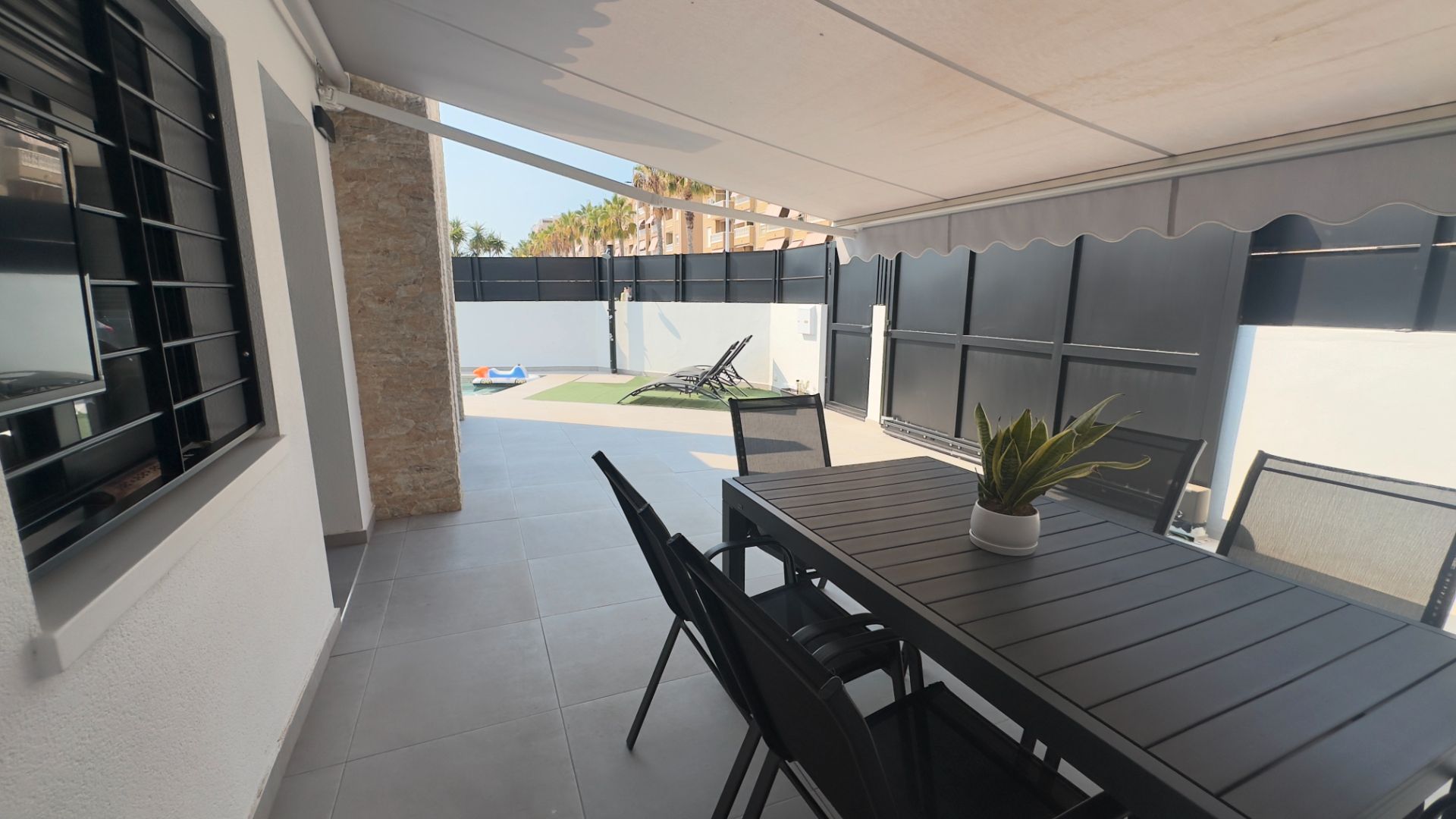 Terrassa de Casa o xalet en venda en Santa Pola amb Aire condicionat, Calefacció i Jardí privat