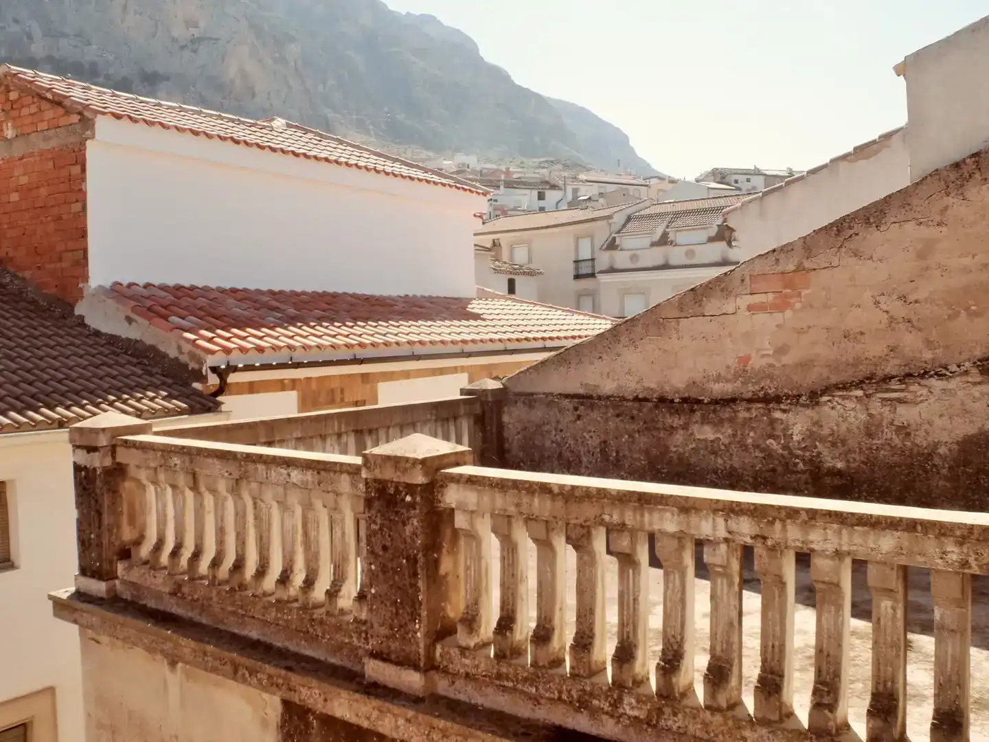 Vista exterior de Casa o xalet en venda en Bedmar y Garcíez amb Balcó