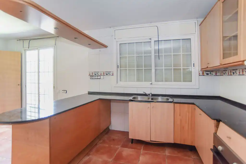 Cocina de Casa o chalet en venta en Castellar del Vallès con Calefacción