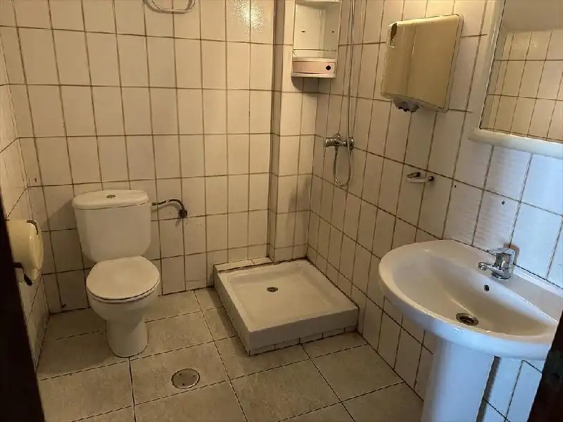 Bathroom of Industrial buildings for rent in A Coruña Capital 