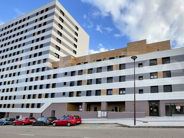 Local comercial en Alquiler en Gijón - Avenida de Roces en Nuevos Roces