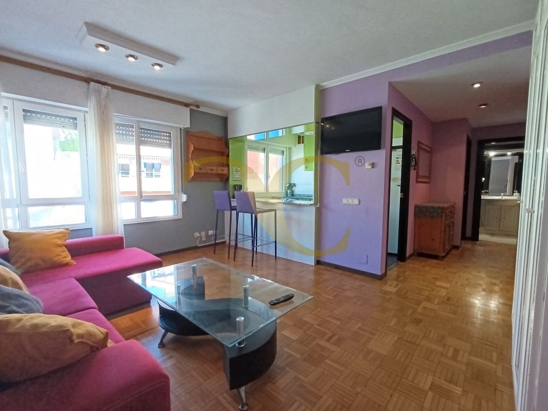 Sala d'estar de Apartament en venda en Gozón amb Calefacció, Traster i Piscina