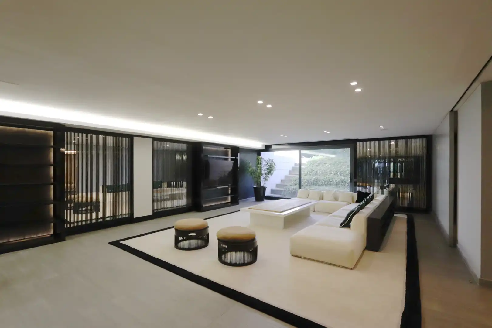 Living room of Houses for rent in Pozuelo de Alarcón  with Air Conditioner, Heating and Private garden