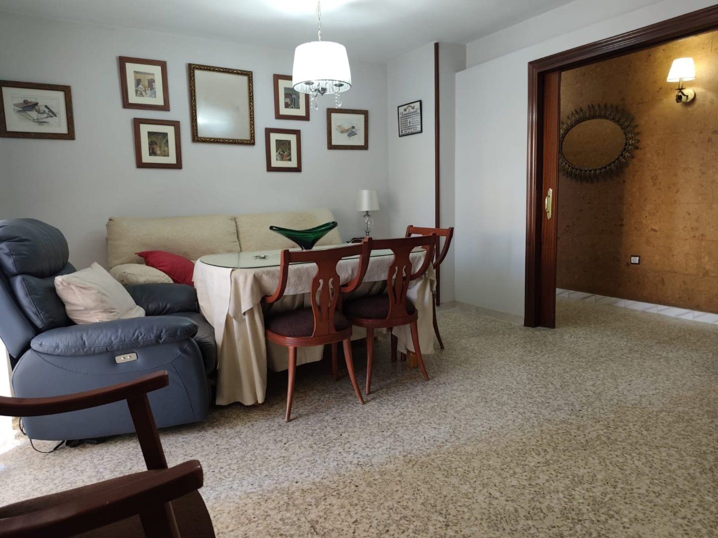 Living room of Flat for sale in  Sevilla Capital  with Air Conditioner, Heating and Terrace