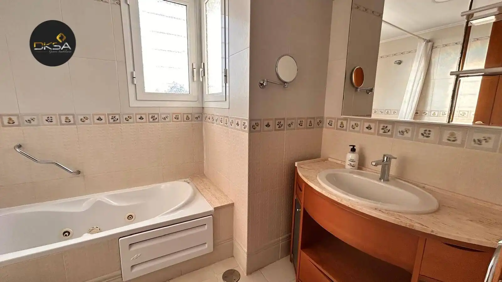 Baño de Casa o chalet de alquiler en Benicasim / Benicàssim con Aire acondicionado, Calefacción y Jardín privado