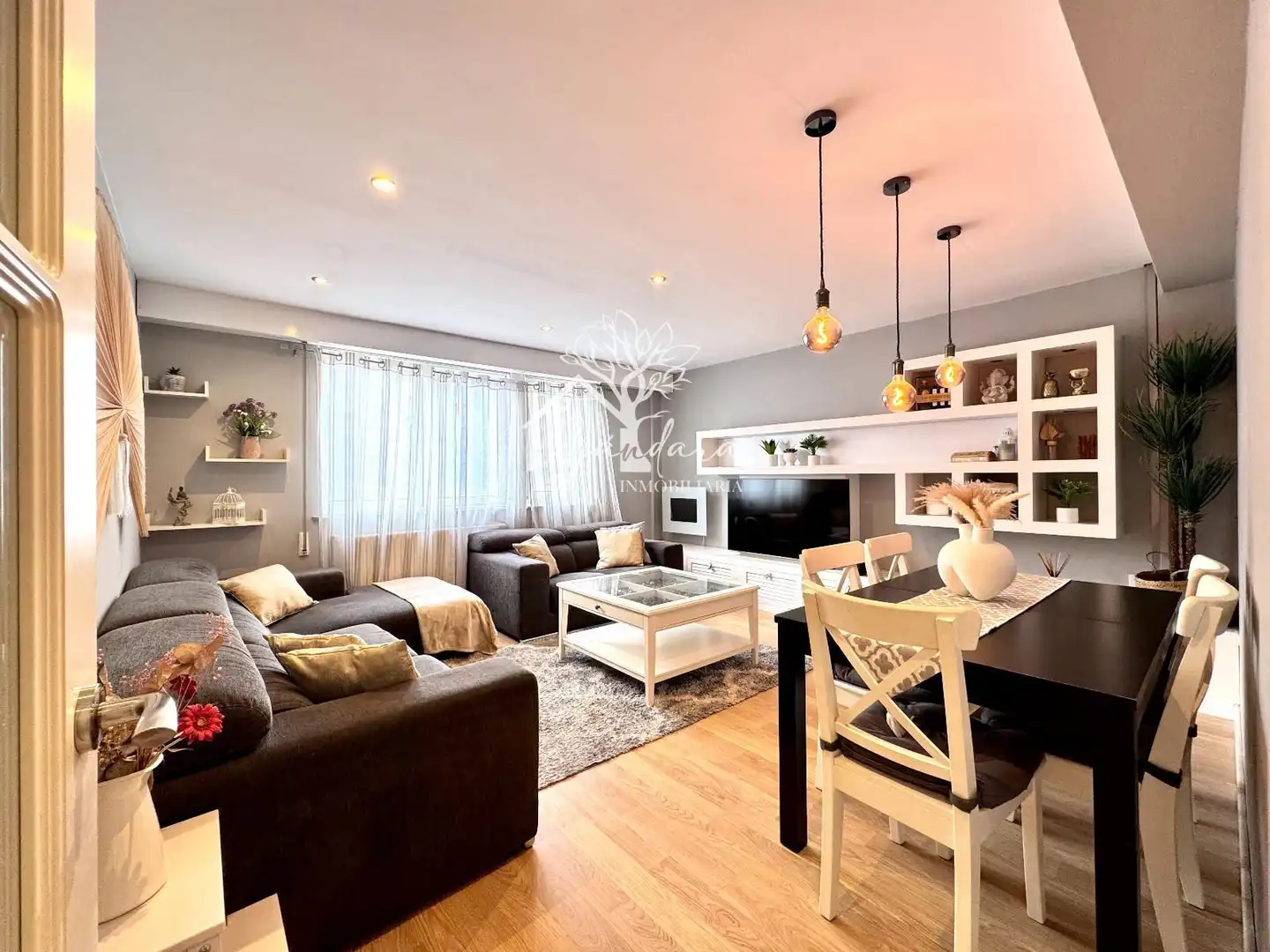 Wohnzimmer von Wohnung zum Verkauf in Ferrol mit Heizung, Parkett und Terrasse
