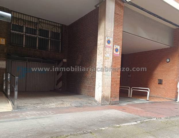 Garaje en Venta en Calle Lardero en Gran Via
