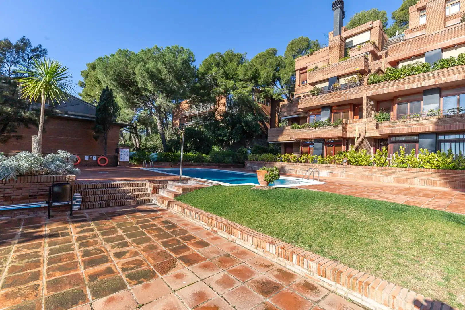 Jardín de Planta baja en venta en Sant Just Desvern con Aire acondicionado, Calefacción y Terraza
