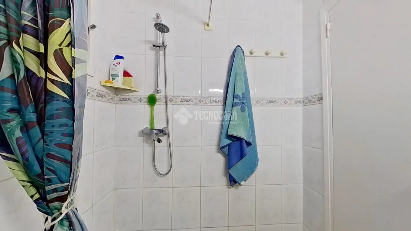 Baño de Piso en venta en Cerdanyola del Vallès