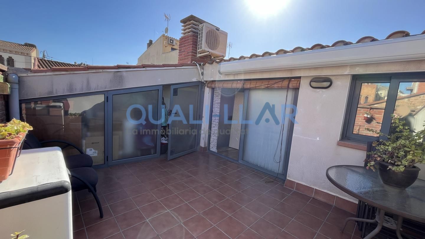 Terrassa de Dúplex en venda en Sant Feliu de Llobregat amb Aire condicionat, Calefacció i Parquet