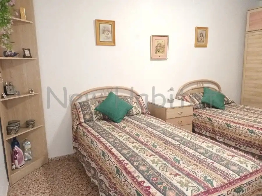 Dormitori de Casa adosada en venda en Castellón de la Plana / Castelló de la Plana amb Aire condicionat i Terrassa