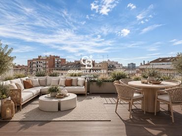 Penthouse mit Aufzug zum Verkauf in Eixample