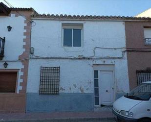 Exterior view of House or chalet for sale in Albatana