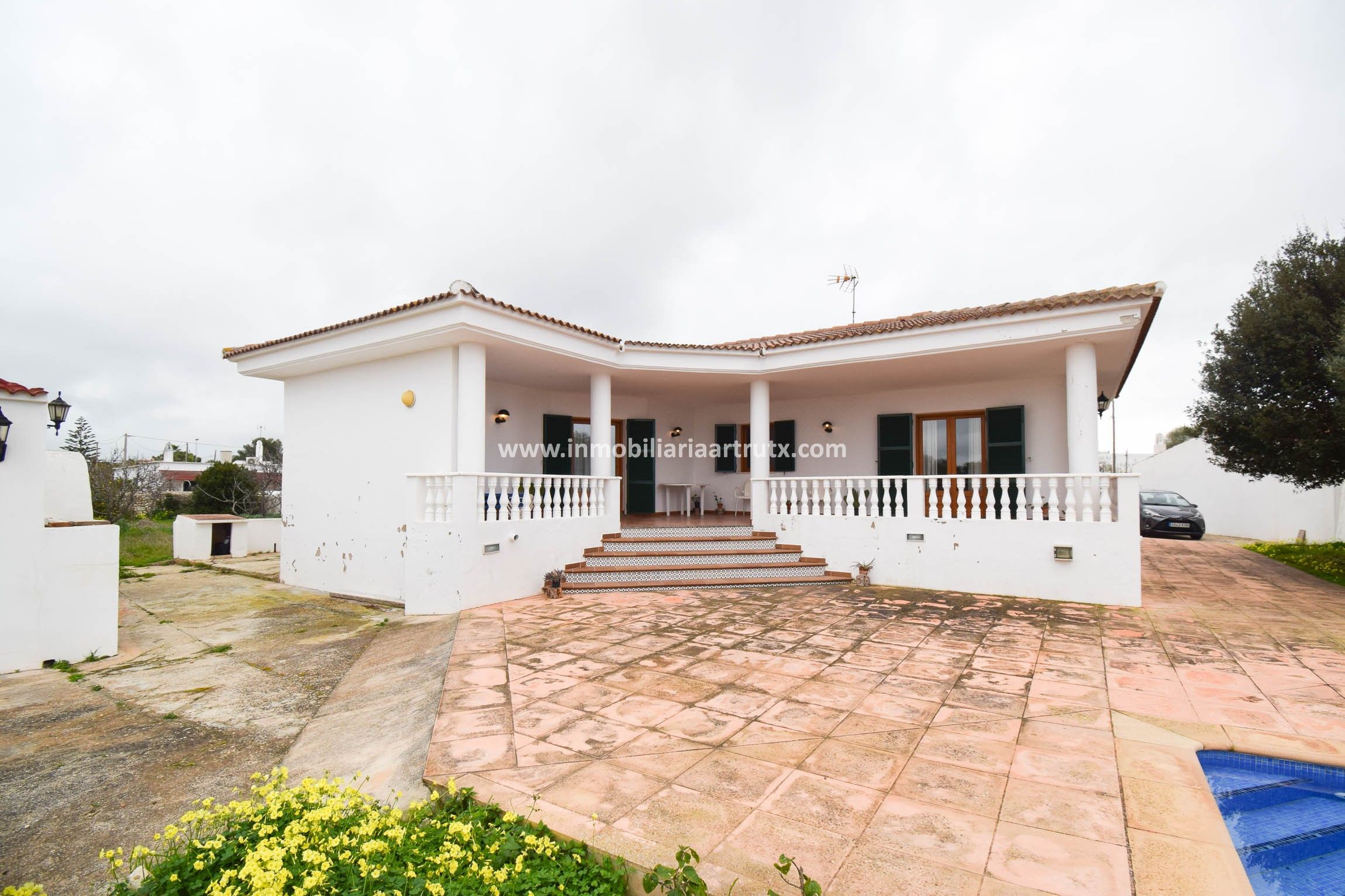 Vista exterior de Casa o xalet en venda en Ciutadella de Menorca amb Calefacció, Jardí privat i Terrassa