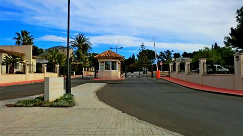 Foto 2 de Casa o xalet en venda a Calle Ciprés, 52, Nueva Santa Barbara - Cruz de Gracia, Godella