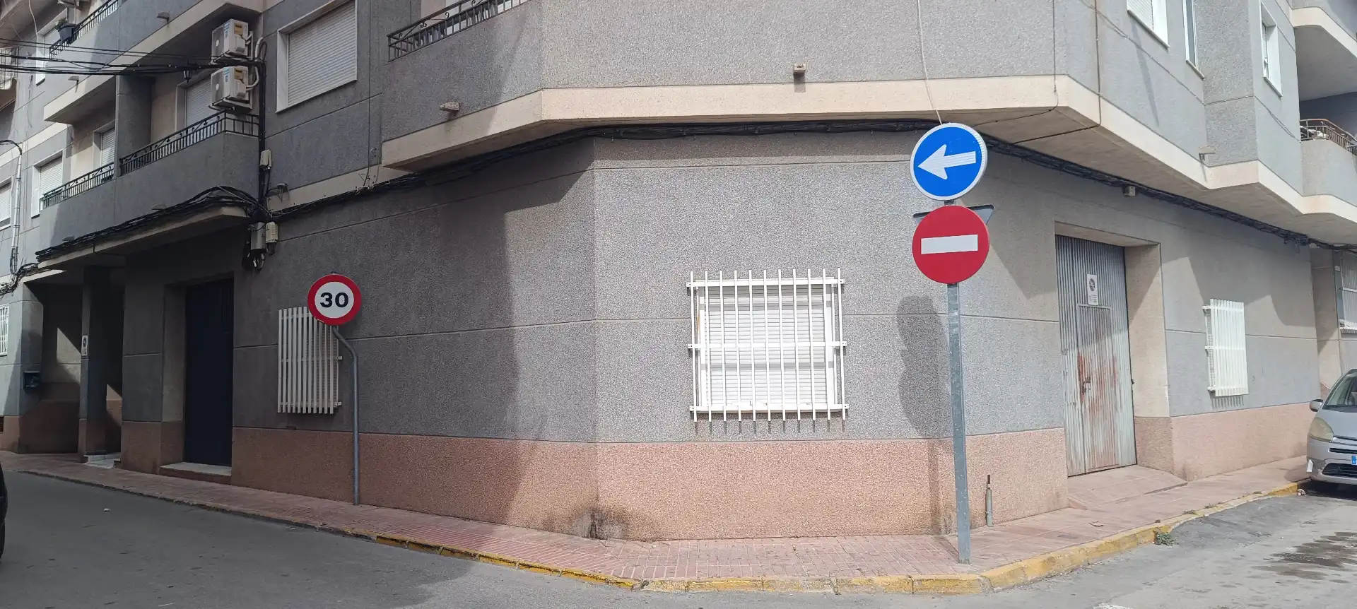 Local commercial à vendre à Calle Alicante 11