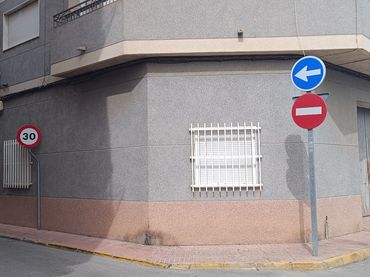 Local comercial en venda a Calle Alicante 11
