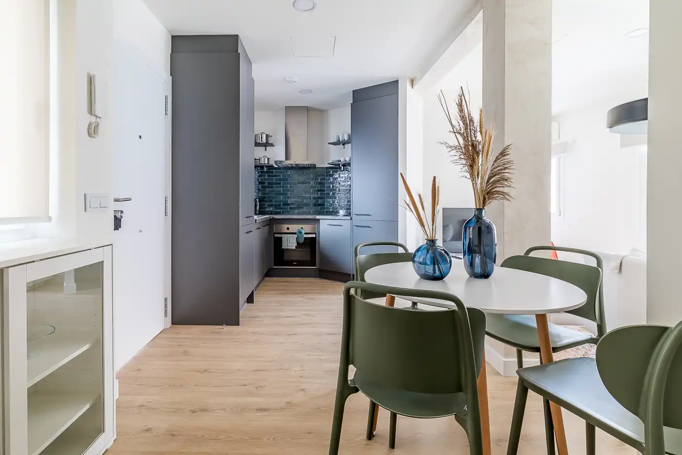Kitchen of Flat for rent in Madrid  with Furnished, Oven and Balcony