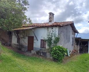 Vista exterior de Casa o xalet en venda en Parres