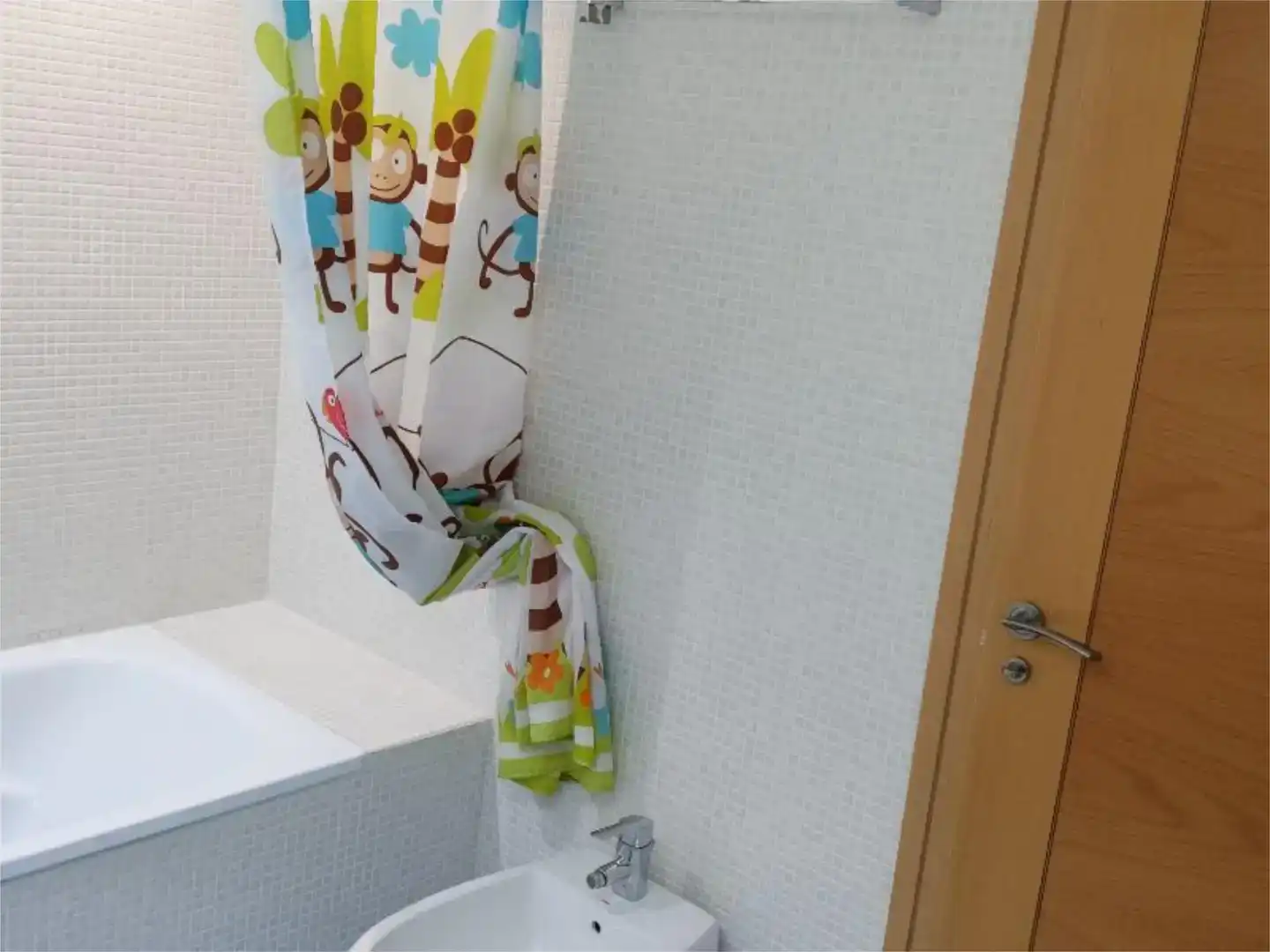 Bany de Pis en venda en Paterna amb Aire condicionat, Piscina i Balcó