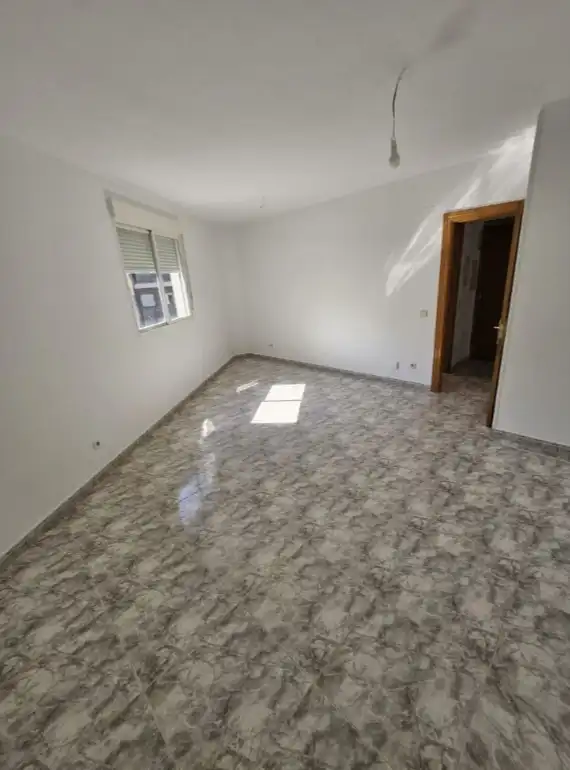 Piso en venta en Torres de la Alameda con Calefacción y Trastero