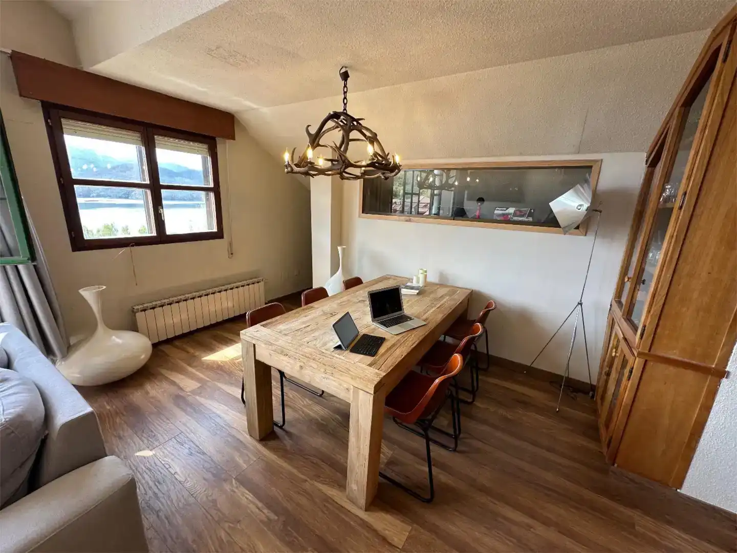 Comedor de Piso en venta en Riaño con Trastero y Amueblado