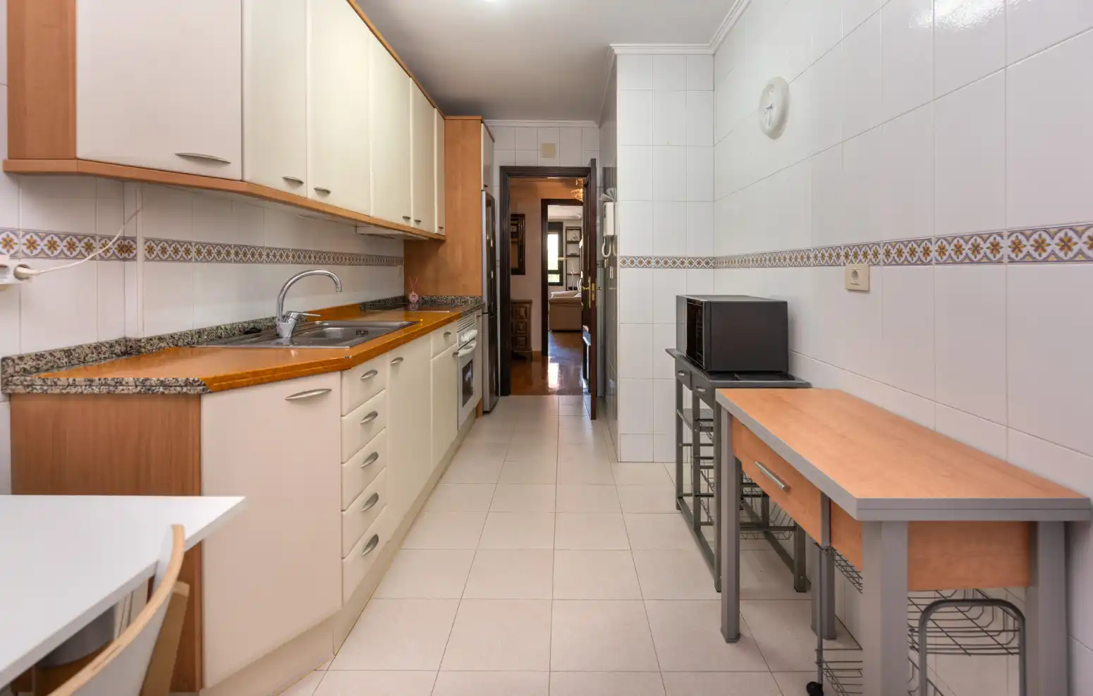Kitchen of Flat for sale in Oviedo   with Heating and Parquet flooring