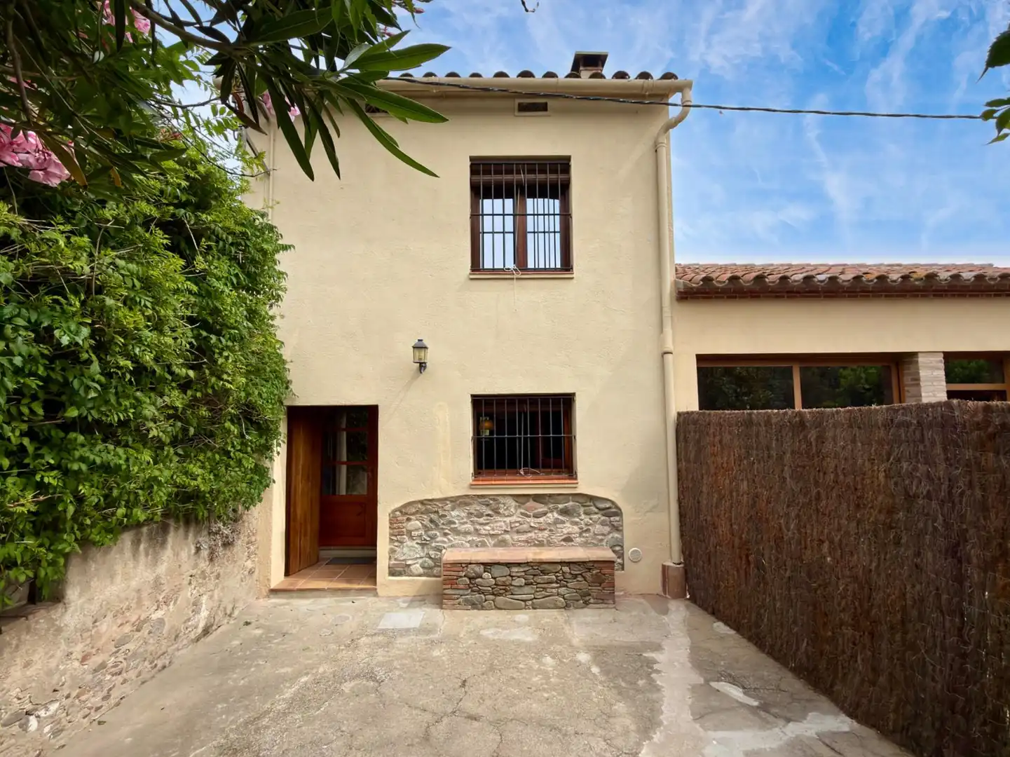 Einfamilien-Reihenhaus zur Miete in Calle CASAS CAMPO, Cànoves I Samalús