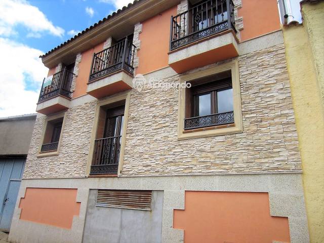 Casa-chalet en Venta en Pajares en El Cabaco