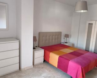 Bedroom of Flat to rent in  Granada Capital  with Air Conditioner and Terrace