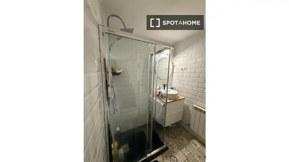 Bathroom of Flat for share in Arganzuela