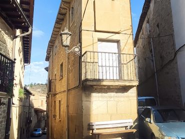 Haus zum Verkauf in Santa Eufemia Kalea