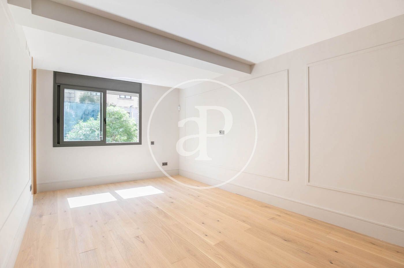 Bedroom of Flat for sale in  Barcelona Capital  with Air Conditioner and Heating