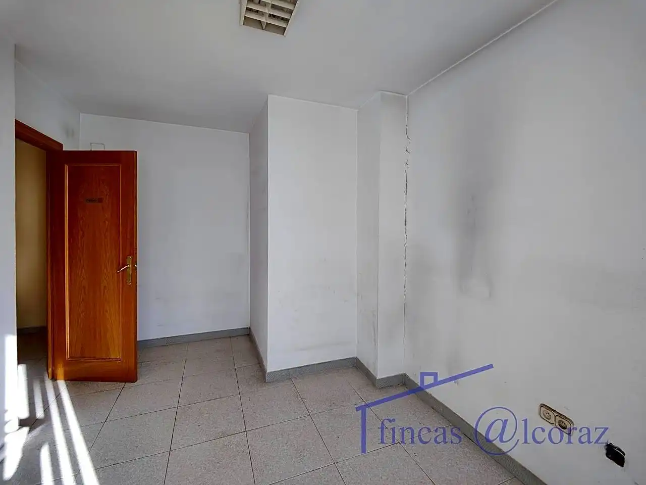 Oficina de alquiler en Huesca