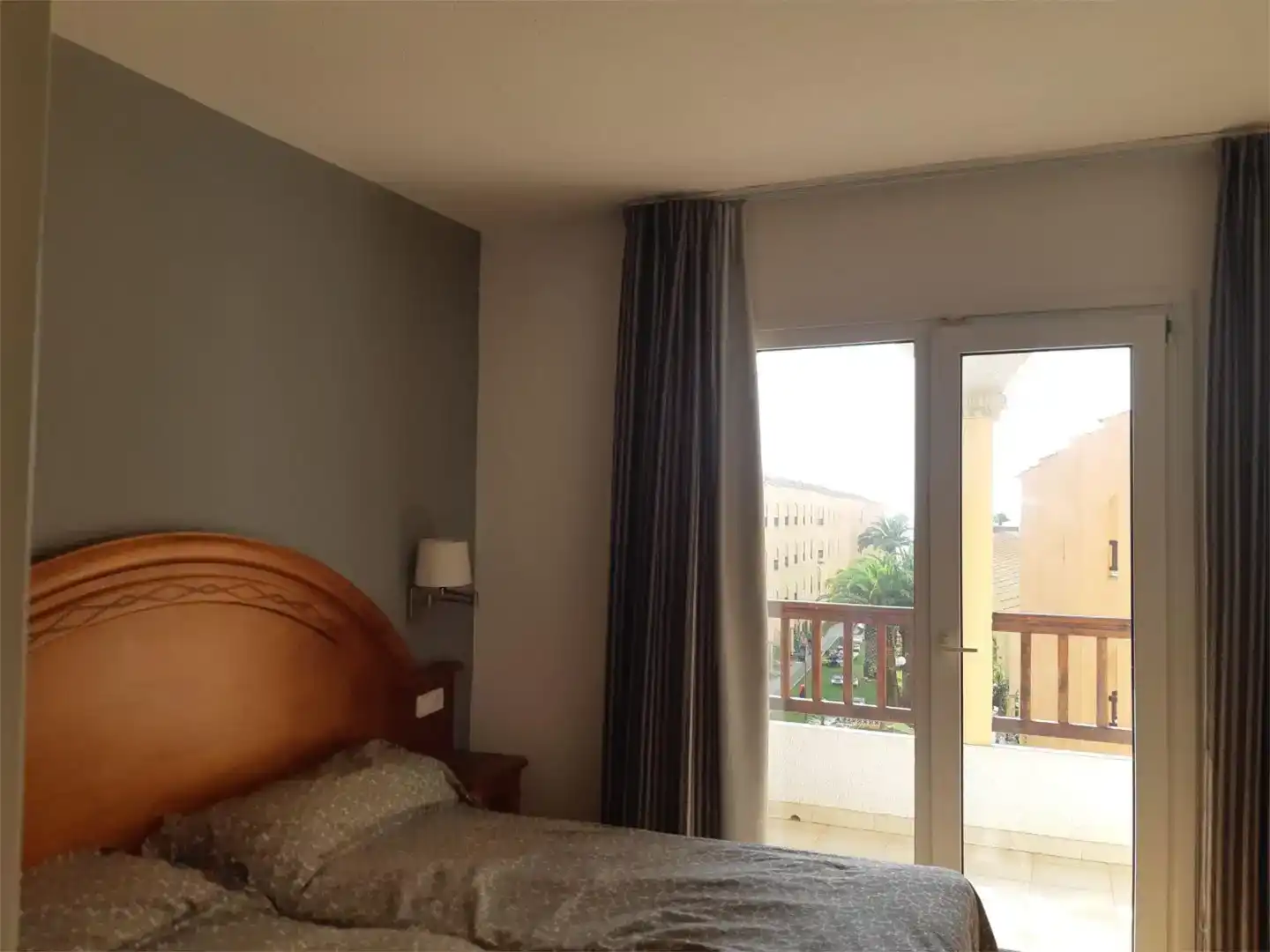 Dormitori de Pis de lloguer en Peñíscola / Peníscola amb Aire condicionat, Jardí privat i Parquet